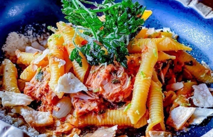 Penne cu ton si capere